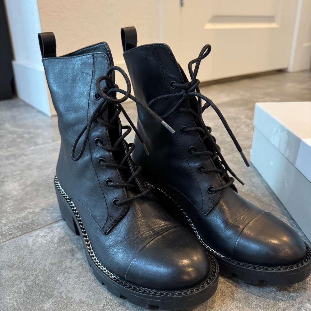 BP Black Leather Ankle Boots size 6.5 pre ow ed